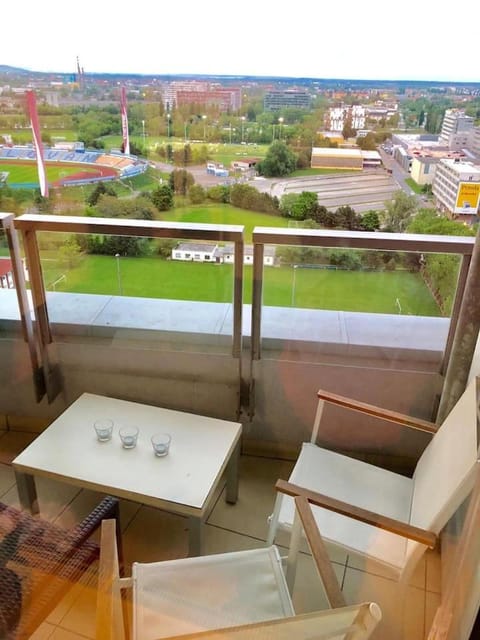 View (from property/room), Balcony/Terrace, Seating area