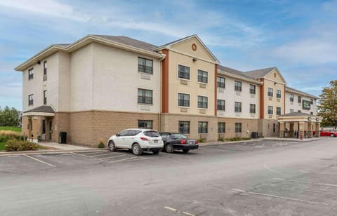 Extended Stay America Suites - Milwaukee - Wauwatosa Hotel in Wauwatosa