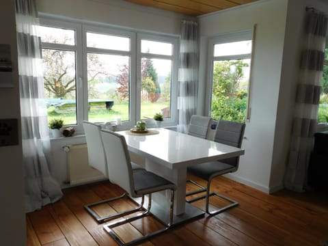 Photo of the whole room, Dining area