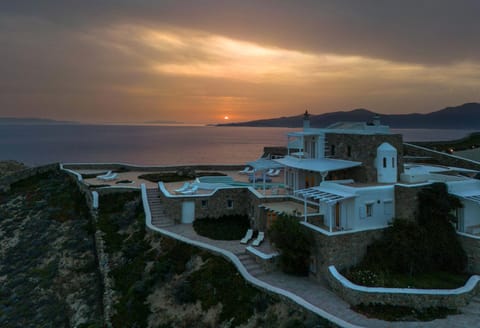 Property building, Sea view, Swimming pool, Sunset