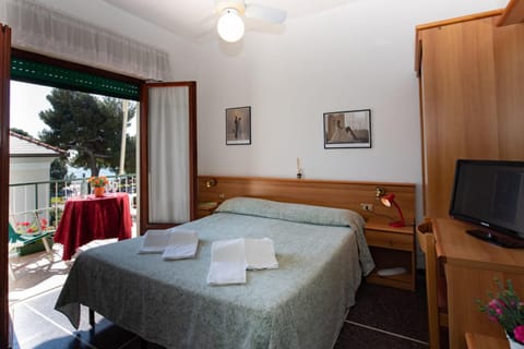 Hotel Tirreno Hotel in Celle Ligure