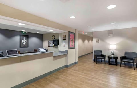 Extended Stay America Suites - Kansas City - Airport Hotel in Kansas City