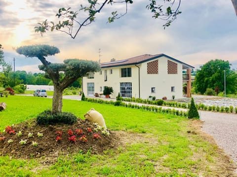 Property building, Natural landscape, Garden, Garden view