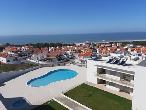 Pool view, Sea view