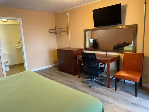 Travel Inn Motel in Broadview