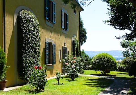 Property building, Garden