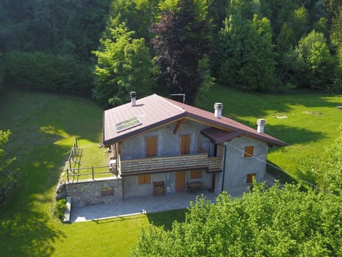 Walking's House Mountain Lake Iseo Hospitality House in Province of Brescia