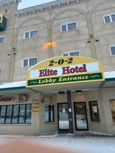 Elite Hotel "Downtown Center" " Ski & Northern light Tour" Hotel in Whitehorse