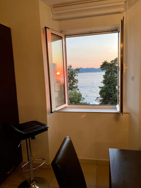 Living room, Sea view