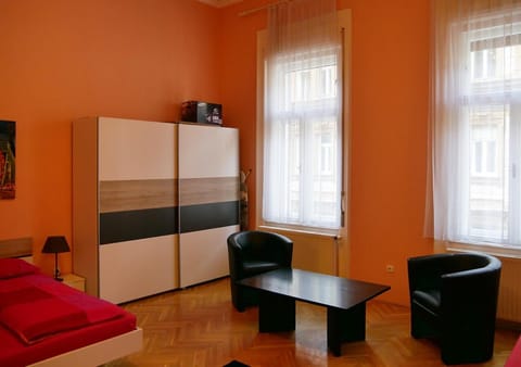 Caesar Apartman Condo in Budapest