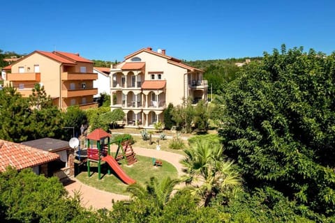 Patio, Garden, Garden view