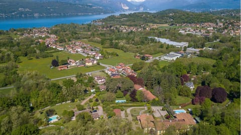 Green Hill Property Villa in Canton of Ticino
