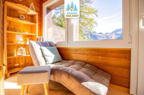 Living room, Mountain view, sunbed