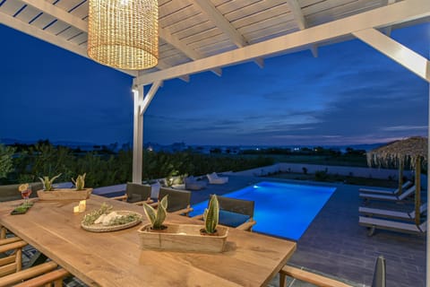 Night, Dining area, Swimming pool