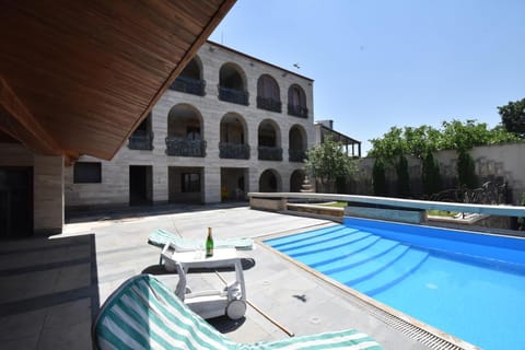 A Royal Luxury Villa In Center With Two Swimming Pools, Sauna and Jacuzzi. Villa in Yerevan