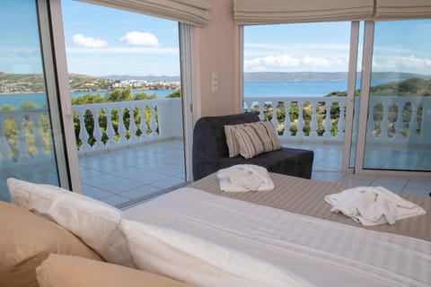 Bedroom, Sea view