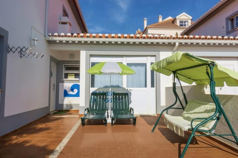 H2O GuestHouse Hostel in Peniche