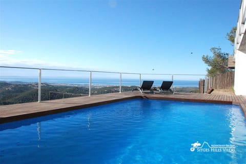 Stunning views to sea from Modern Villa El Mirador near Sitges Villa in Garraf