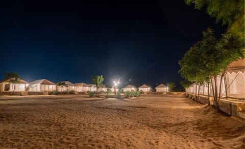 Rajwada Desert Camp Luxus-Zelt in Sindh