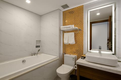 CN Palace Boutique Hotel & Spa Hotel in Da Nang