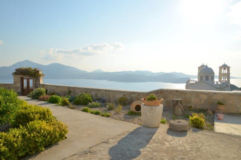 Villa de viento Villa in Milos