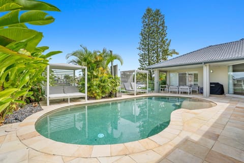SEACLUSION 4bed waterfront, sleeps 12 Casa in Gold Coast