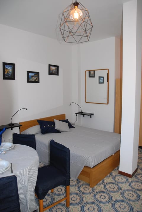 Monterosso Garden House Studio Condo in Monterosso al Mare