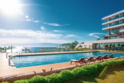 Swimming pool, Swimming pool