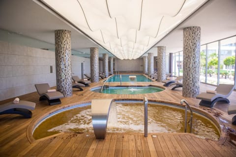 Hot Spring Bath, Spa and wellness centre/facilities, Spa and wellness centre/facilities, Pool view, Swimming pool, Swimming pool