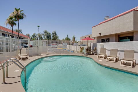 Pool view, Swimming pool