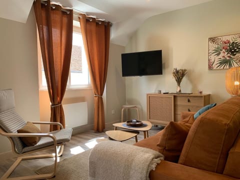 Entre Cher et Loire House in Centre-Val de Loire