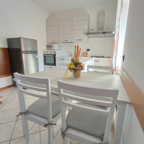 LITTLE FLOWER Apartment in Domaso