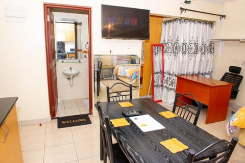 Mercy-Phillips Apartments Located at Eagle Tower Building Nairobi City Centre Copropriété in Nairobi