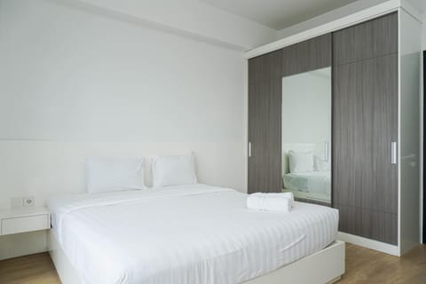 Spacious 3BR Ambassade Kuningan Apartment By Travelio Apartment in South Jakarta City