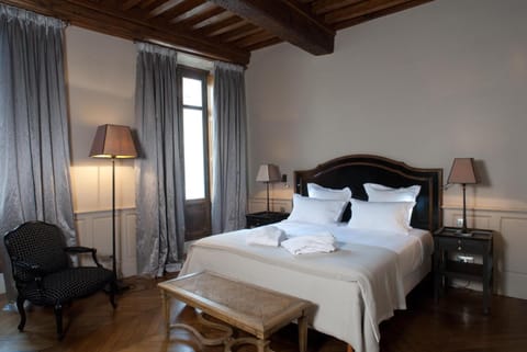 La Cour Berbisey - Teritoria Bed and Breakfast in Dijon