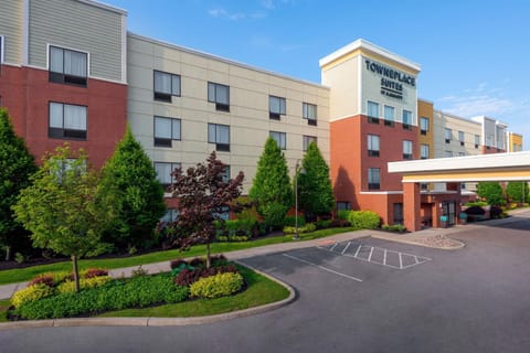 TownePlace Suites Buffalo Airport Hotel in Cheektowaga