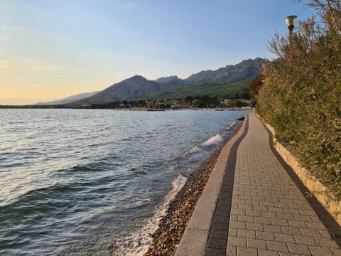 Stone house Goranova kuća Villa in Seline