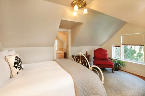 Calderwood Inn Bed and Breakfast in Healdsburg