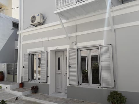 VIVIAN'S ANTIQUE HOUSE Copropriété in Karpathos