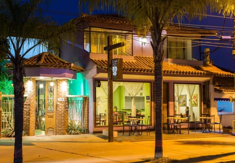 Property building, Facade/entrance, Night