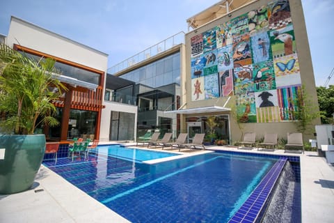 Property building, Facade/entrance, Swimming pool, Swimming pool