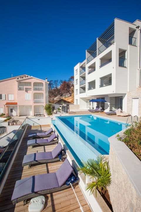 Property building, Pool view