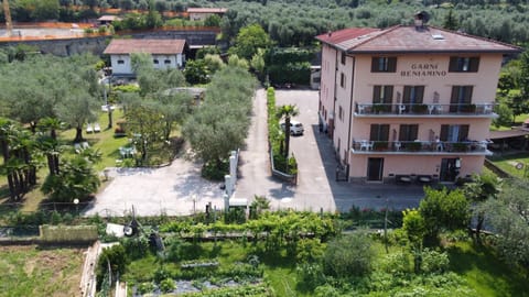 Property building, Neighbourhood, Bird's eye view