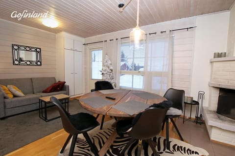 Kuukkeli Apartments Saarisatu ja Urupää Condo in Lapland