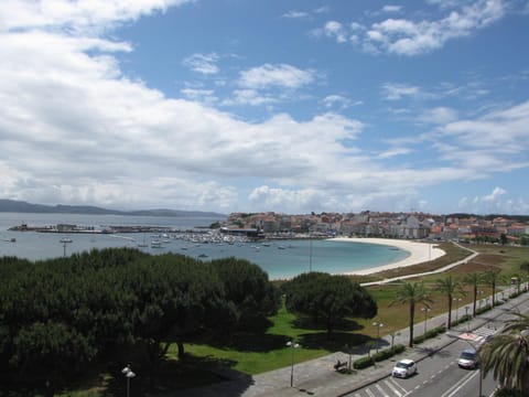 Property building, Natural landscape, Sea view, Street view