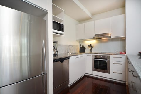 QV 2 Bedrooms Apartment Overlooking Marina -680 Condominio in Auckland