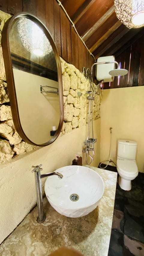 Balangan Sea View Bungalow Campground/
RV Resort in Bali