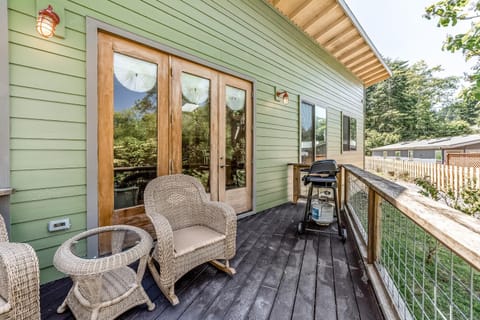 2 Bed 1 Bath Vacation home in Gold Beach House in Gold Beach