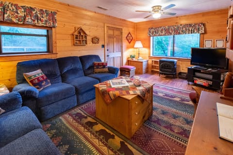 3 Bed 2 Bath Vacation home in Bryson City Maison in Swain County