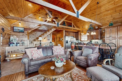 Big Sky House in Qualla